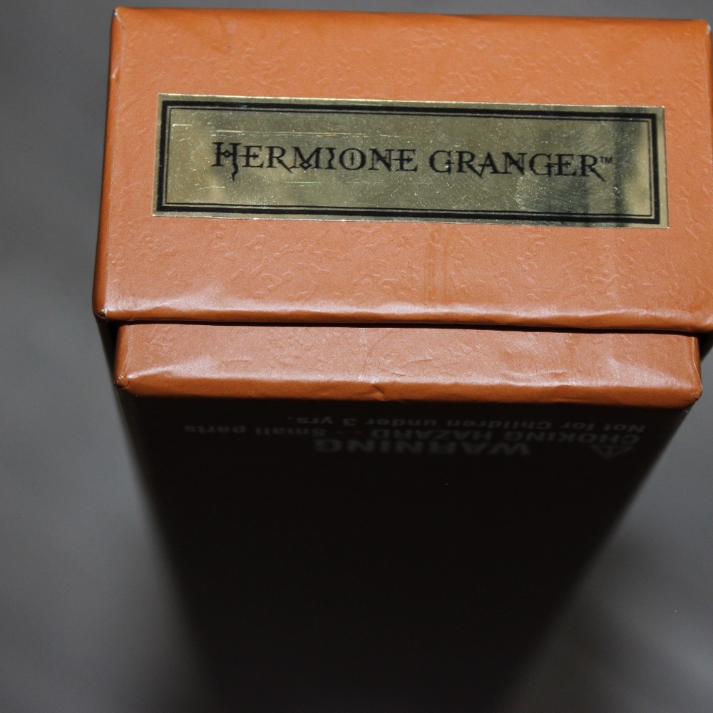 Harry Potter -Hermione Granger’s Wand - Wizarding World -  With Box & Map